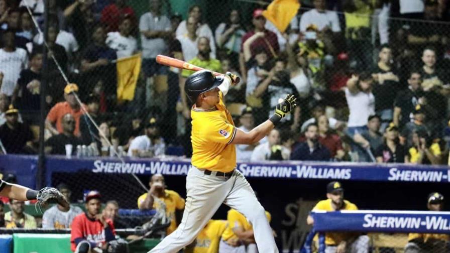 Águilas vencen al Escogido y llegan a 26 victorias