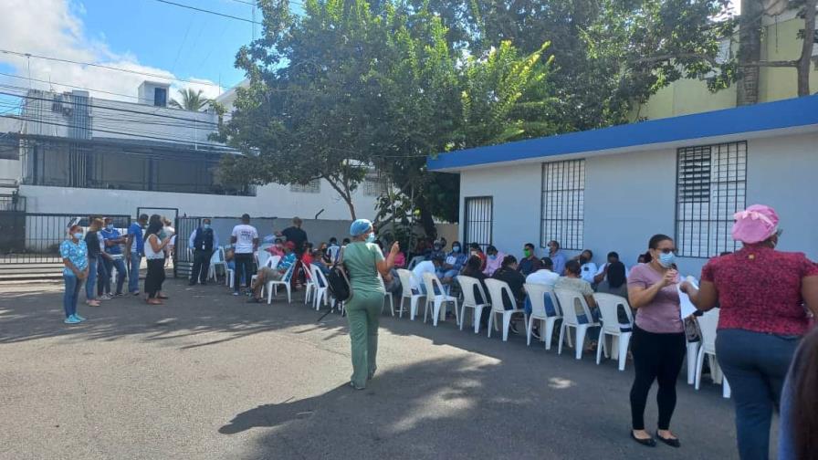 Salud Pública reporta dos mil casos activos de COVID-19 en República Dominicana