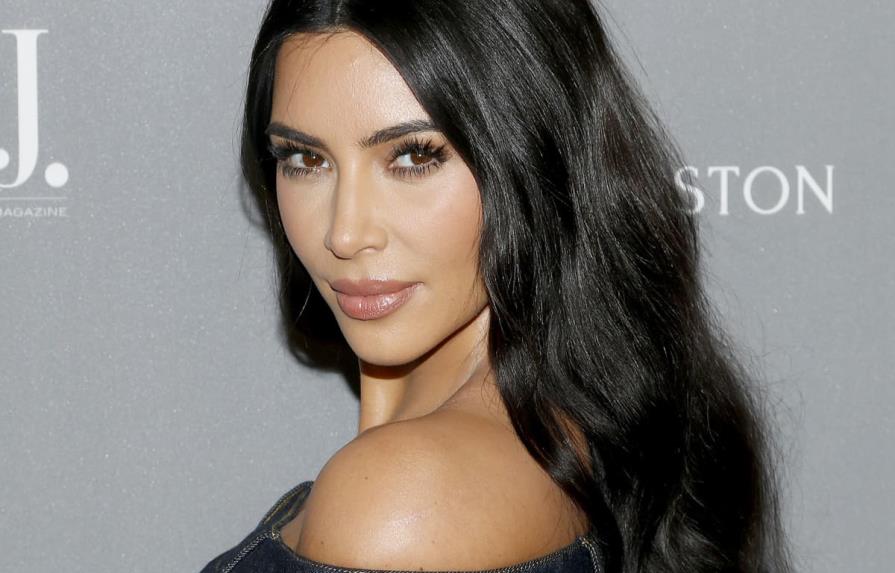 Kim Kardashian indignada por polémica campaña de Balenciaga; reevalúa colaboración con la marca