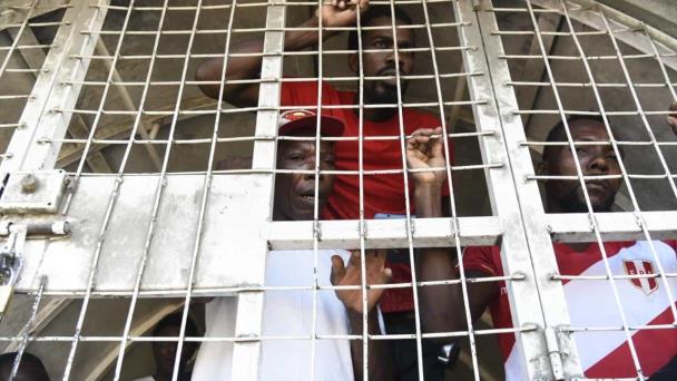 Migración detiene a varios haitianos durante operativo