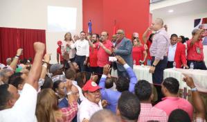 Quique Ant&uacute;n repite en la presidencia del PRSC