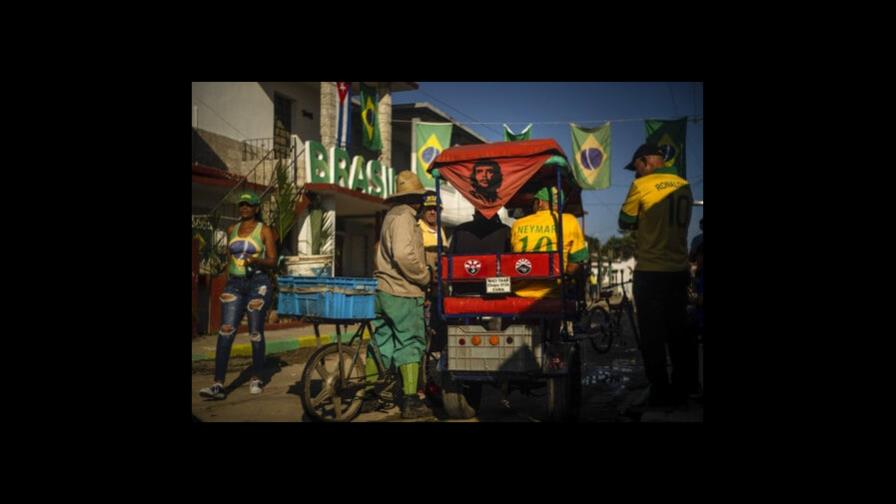 Ciudad cubana se tiñe de verde y amarillo por Brasil Ciudad cubana se tiñe de verde y amarillo por Brasil