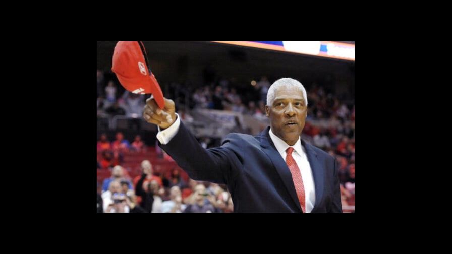 Dr. J va a arbitraje en caso contra desarrollador de marca Dr. J va a arbitraje en caso contra desarrollador de marca