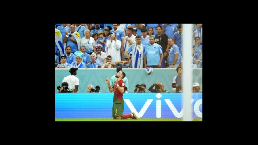 Portugal somete a Uruguay y se mete a octavos de final Portugal somete a Uruguay y se mete a octavos de final