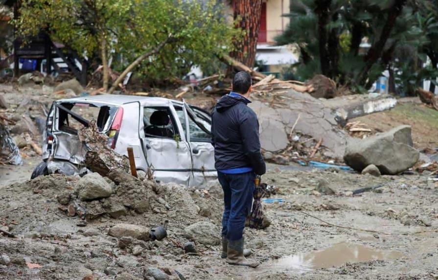 Aumentan a siete los muertos por deslizamiento de tierra en isla de Isquia, Italia
