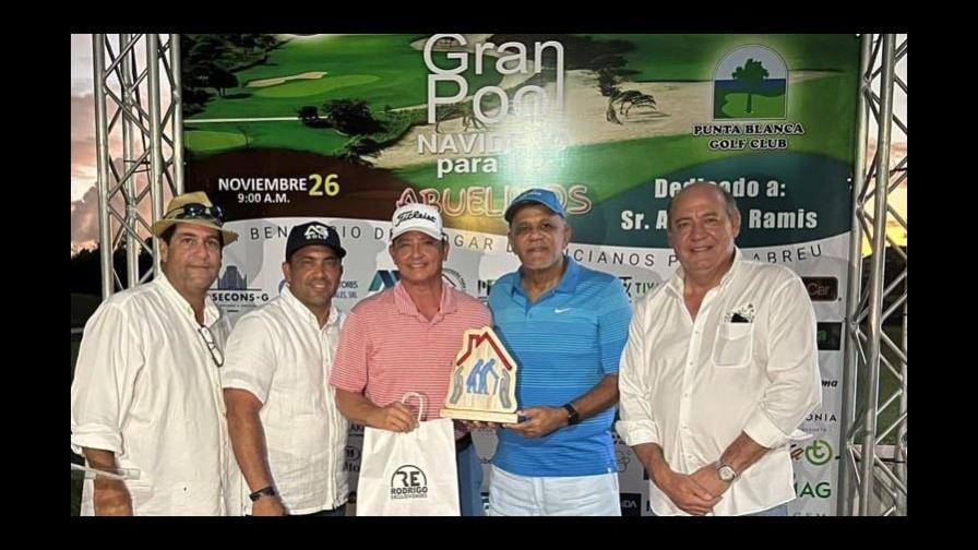 Enrique Rodríguez gana torneo de golf benéfico Hogar de Ancianos Padre Abreu Enrique Rodríguez gana torneo de golf benéfico Hogar de Ancianos Padre Abreu