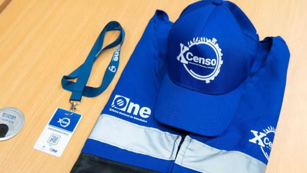 Atracan dos colaboradores del Censo Nacional en Santiago