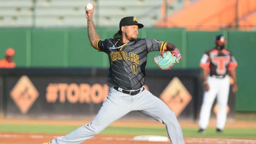 El “Tsunami” Martínez y Aneury Tavárez le dan la victoria a las Águilas ante los Toros en el Francisco Micheli