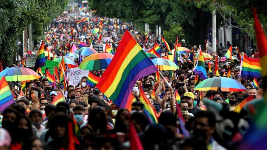 El 7.1 % de la población adulta de EEUU se identifica como LGBT