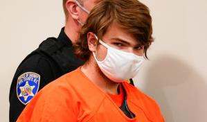 Adolescente se declara culpable de matanza racista en supermercado en EEUU