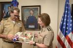 Jefa del Comando Sur de Estados Unidos se reúne con el ministro de Defensa