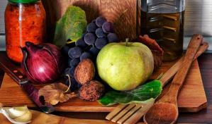 Pérdida de memoria puede desacelerarse consumiendo alimentos ricos en flavonoles