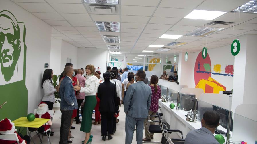 Alcaldía de Santo Domingo Este inaugura un centro de servicio municipal