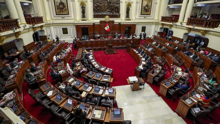 Congreso de Perú aprueba debatir nuevamente destitución de Castillo