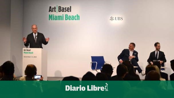 Millonario regala a Miami Beach una gran escultura