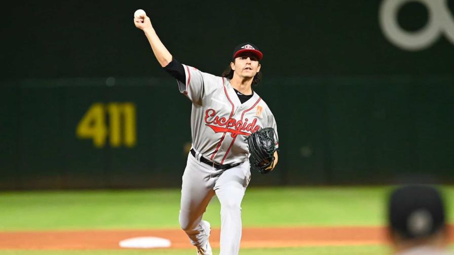 Los Leones vencen por segundo día consecutivo al Licey Los Leones vencen por segundo día consecutivo al Licey