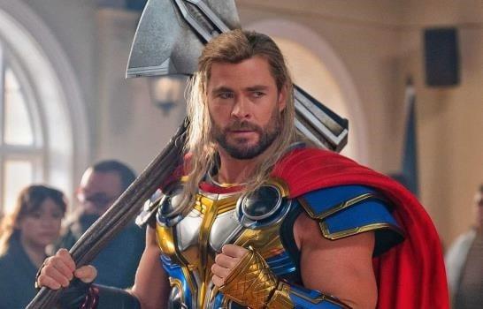 Si vuelve a Thor, Chris Hemsworth prefiere sin Taika Waititi