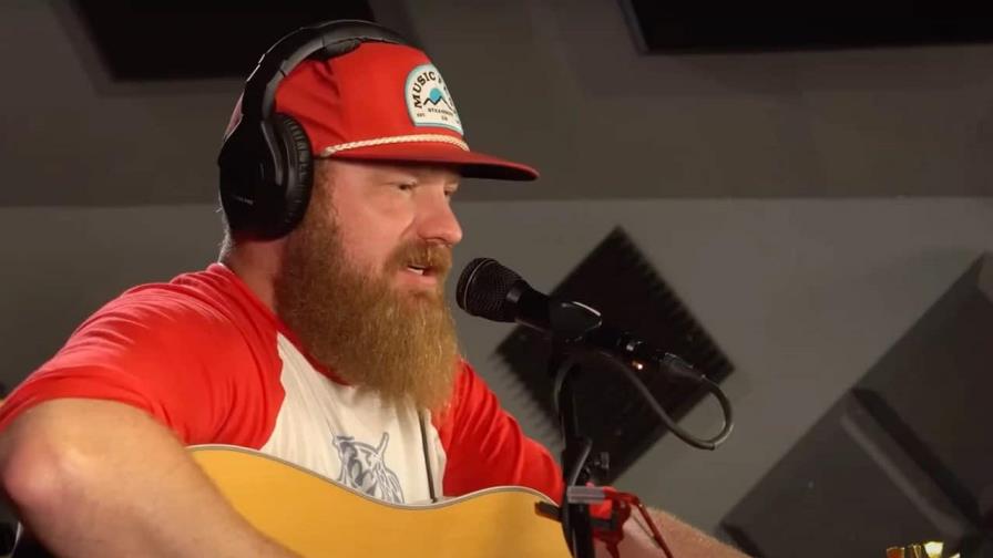 El cantante de country Jake Flint muere de forma inesperada a horas de su boda