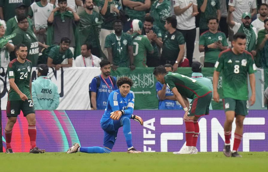 México vence a Arabia Saudí, pero dice adiós al Mundial