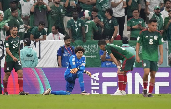 Guillermo Ochoa encabeza n&oacute;mina mundialista de M&eacute;xico y va por el r&eacute;cord de seis Copas