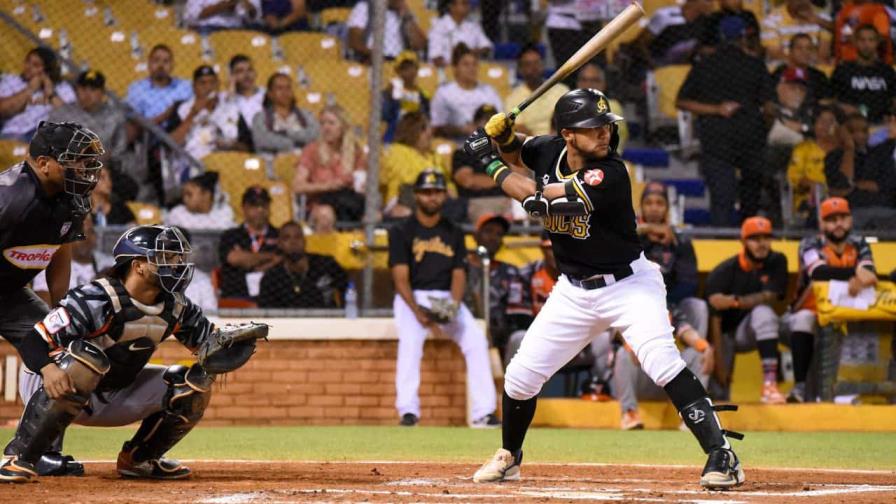 Las Águilas siguen firmes caminando a la clasificación