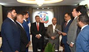 Poder Ejecutivo somete proyecto que modifica la ley de Función Pública