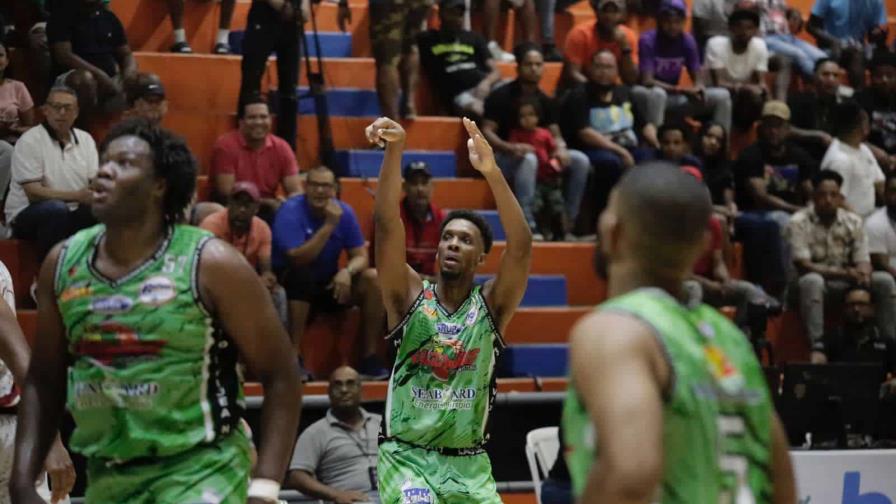 Laguneros y Huracanes ganan en TBS San Cristóbal Laguneros y Huracanes ganan en TBS San Cristóbal