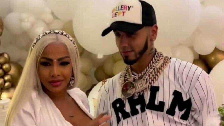 Anuel AA revela el nombre de la hija que tendrá con Yailin