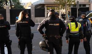 La polic&iacute;a detona un sobre sospechoso dirigido para la embajadora de EEUU en Madrid