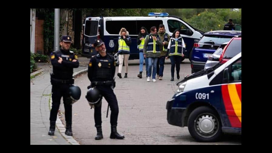 Interceptan un sobre con material explosivo en la embajada de EE. UU. en Madrid