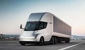 Tesla entra con Semi en el emergente mercado de los camiones eléctricos