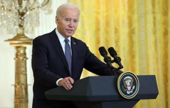 Biden dice que hablaría con Putin, pero solo para acabar la guerra en Ucrania