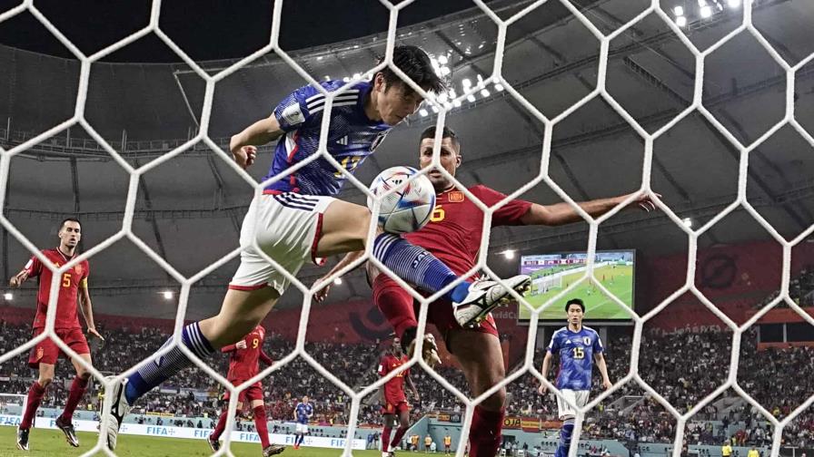 Japón vence a España pero ambas avanzan a octavos en Qatar