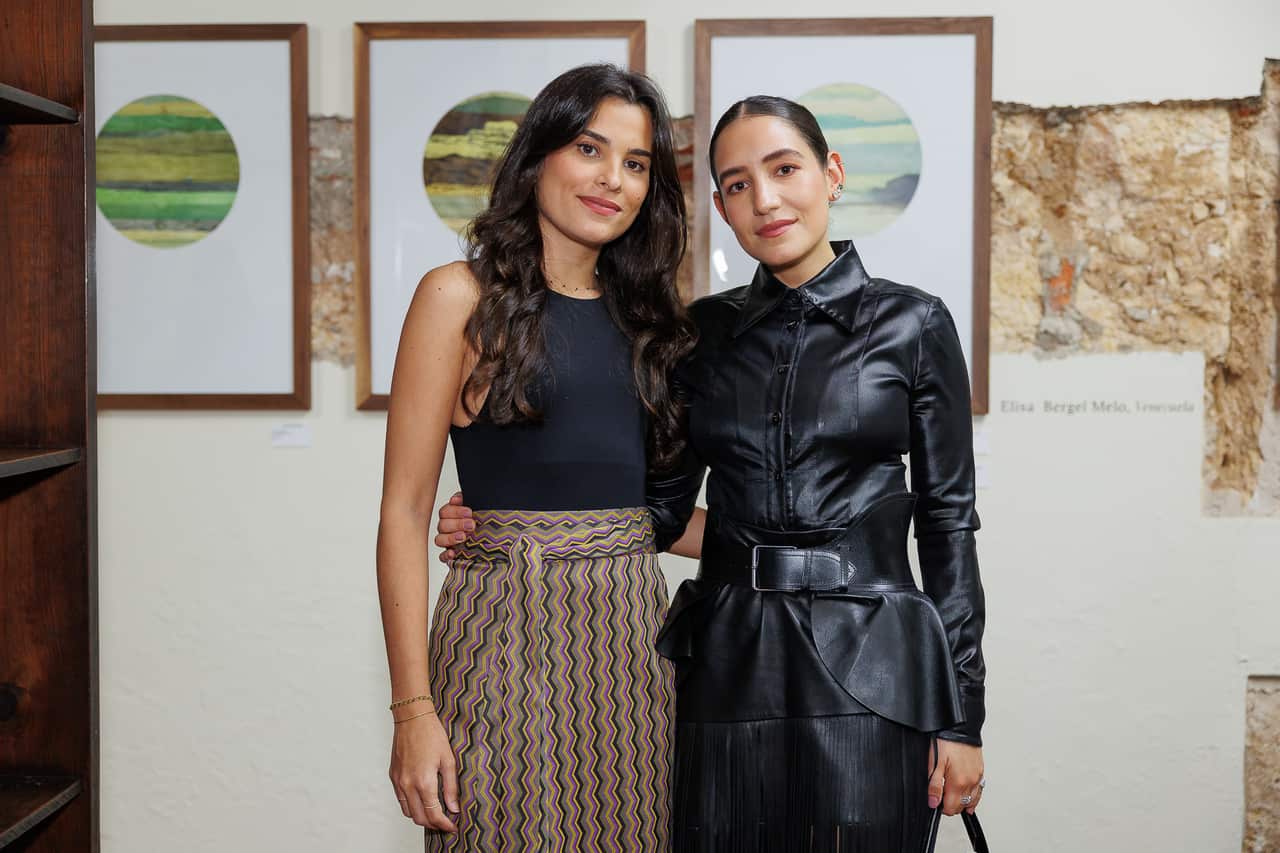 Sarah Atiles y Andrea Rubio.