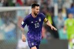 Como Maradona hace 30 años, Messi lleva peso ante Australia
