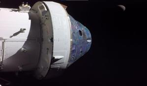 La nave Ori&oacute;n vuelve a acercarse a la Luna en su viaje de vuelta a la Tierra