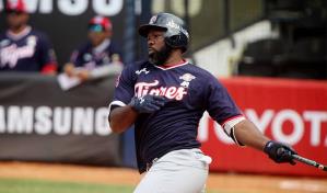 Tigres aplastan a Tiburones y Ronald Acuña en Venezuela