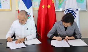 China dona más de un millón de pesos para compra de motocicletas a guardaparques