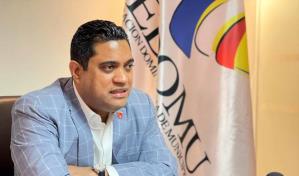 Ratifican por 2 años más a Kelvin Cruz en presidencia de Fedomu