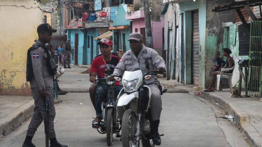 25 muertos en dos meses en “intercambios de disparos” con la Policía