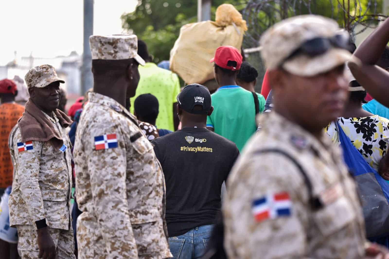 La seguridad era notoria en la frontera.<br>