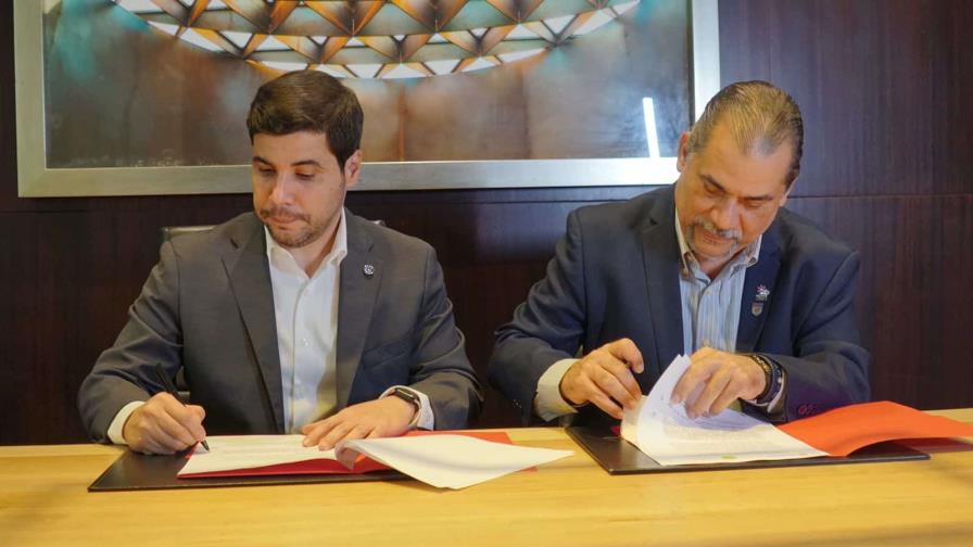 Cámara TIC y Parque Cibernético firman acuerdo para fomentar el avance del país Cámara TIC y Parque Cibernético firman acuerdo para fomentar el avance del país