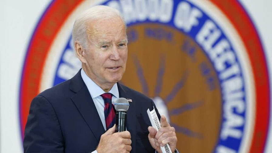 Biden insta a los políticos en EEUU a denunciar el antisemitismo tras los comentarios de Kanye West