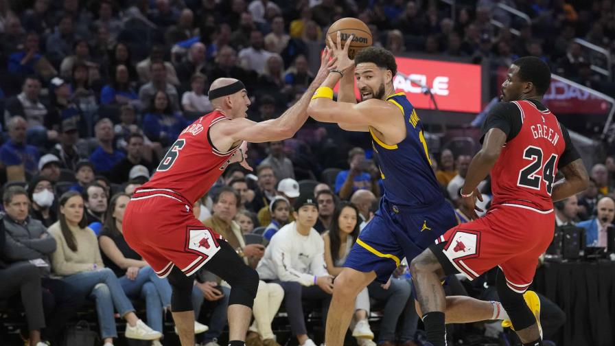 VIDEO | Poole anota 30 puntos y los Warriors vencen a los Bulls
