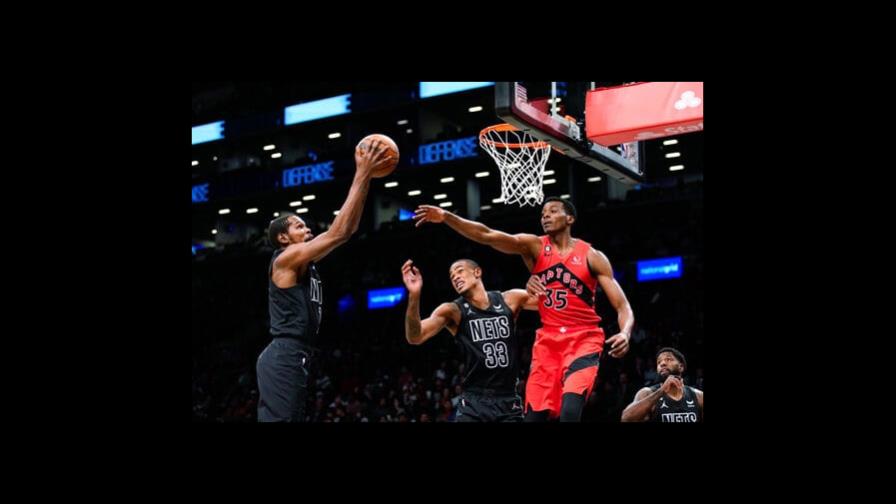 Nets ganan cuarto al hilo al derrotar 114-105 a Raptors