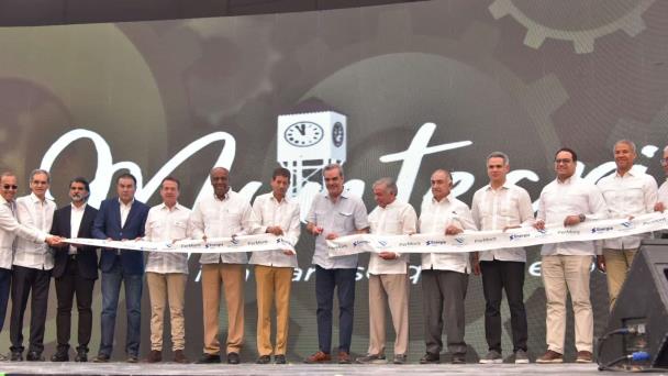 Abinader comienza construcción de tercera planta de generación eléctrica en Manzanillo