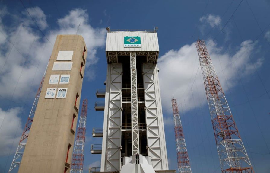 Llega el cohete que empresa coreana lanzará desde la base espacial brasileña