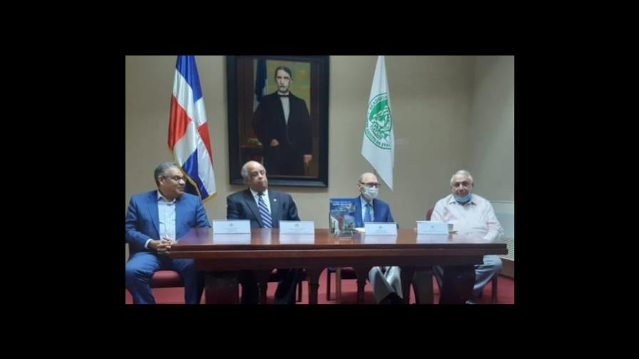 Juan Lladó publica libro sobre los orígenes de la nación dominicana Juan Lladó publica libro sobre los orígenes de la nación dominicana