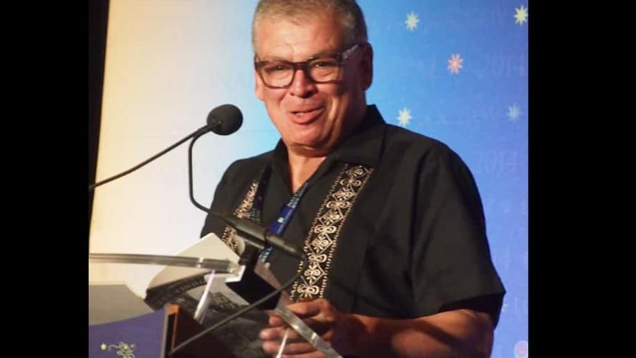 Escritor Francisco Goldman: No quiero que mis hijas crezcan en EE.UU.