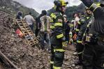 Suben a 33 los muertos tras un deslizamiento de tierra en Colombia Suben a 33 los muertos tras un deslizamiento de tierra en Colombia